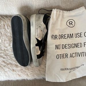 Golden Goose size 37 silver and black new, never worn super stars
